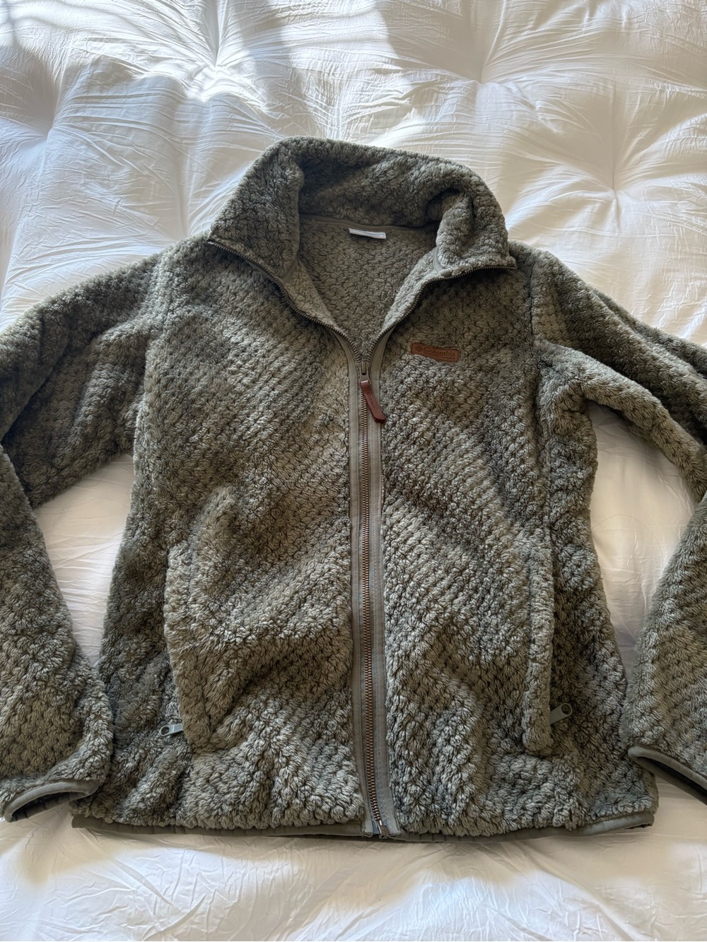 Women’s Columbia fleece jacket